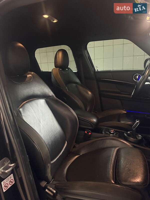 Хэтчбек MINI Countryman 2018 в Кривом Роге