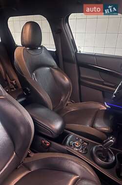 Хэтчбек MINI Countryman 2018 в 