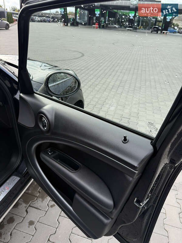 Внедорожник / Кроссовер MINI Countryman 2015 в Луцке