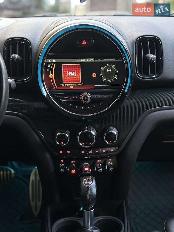 Хэтчбек MINI Countryman 2017 в Черновцах
