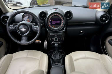 Внедорожник / Кроссовер MINI Countryman 2016 в 
