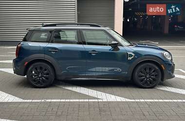 Позашляховик / Кросовер MINI Countryman 2021 в 
