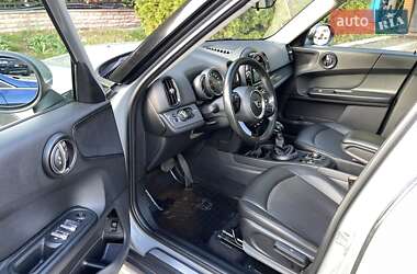 Хэтчбек MINI Countryman 2019 в 