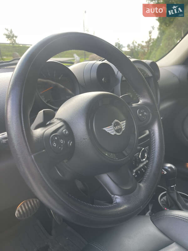 Внедорожник / Кроссовер MINI Countryman 2016 в Киеве
