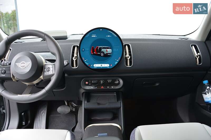 Внедорожник / Кроссовер MINI Countryman 2024 в Киеве