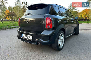 Позашляховик / Кросовер MINI Countryman 2015 в 