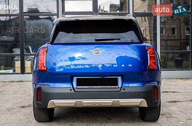 Внедорожник / Кроссовер MINI Countryman 2024 в 