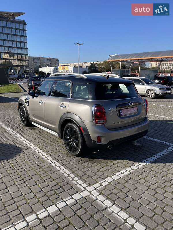 Хэтчбек MINI Countryman 2017 в Львове