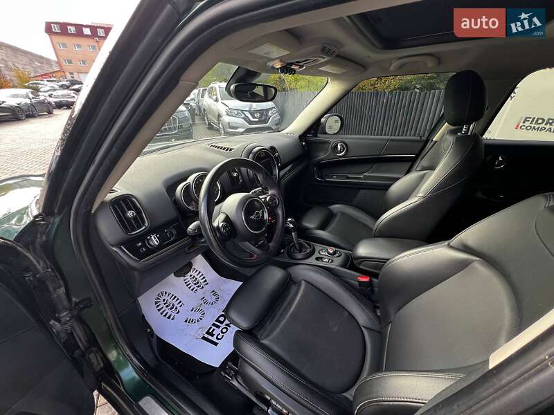 Хэтчбек MINI Countryman 2019 в Луцке