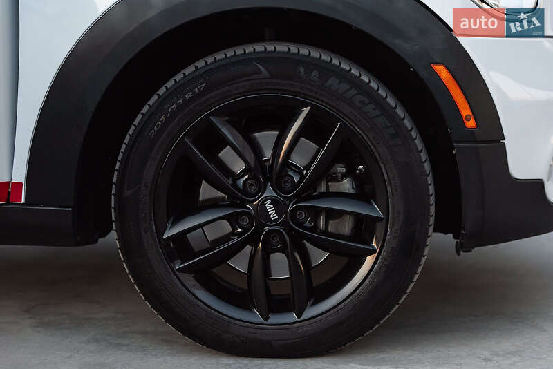 Внедорожник / Кроссовер MINI Countryman 2015 в Черкассах