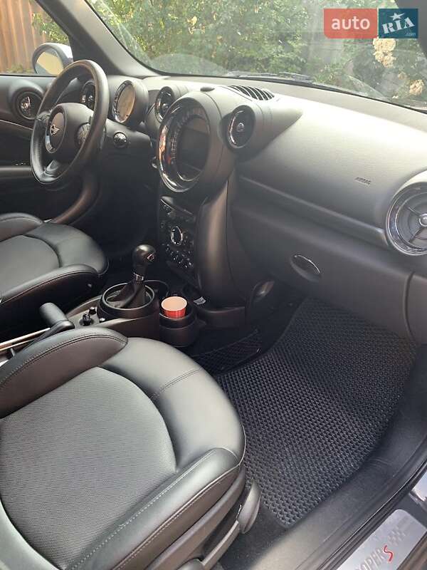 Внедорожник / Кроссовер MINI Countryman 2015 в Харькове фото 12 Внедорожник / Кроссовер MINI Countryman 2015 в Харькове