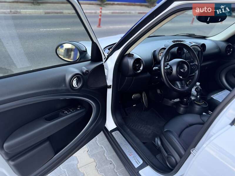 Внедорожник / Кроссовер MINI Countryman 2014 в Одессе