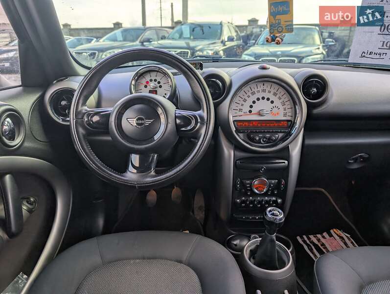 Позашляховик / Кросовер MINI Countryman 2012 в Рівному фото 32 Позашляховик / Кросовер MINI Countryman 2012 в Рівному