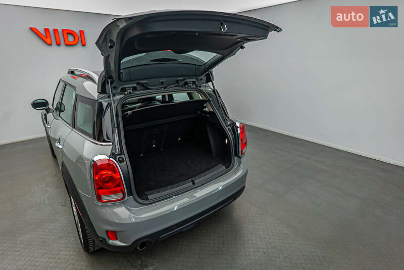 Хэтчбек MINI Countryman 2018 в Киеве фото 7 Хэтчбек MINI Countryman 2018 в Киеве
