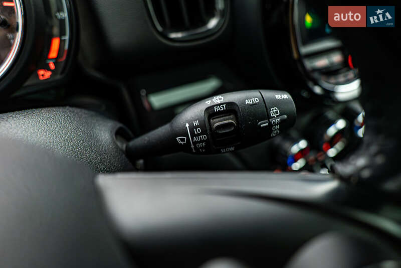 Хэтчбек MINI Countryman 2018 в Киеве фото 14 Хэтчбек MINI Countryman 2018 в Киеве