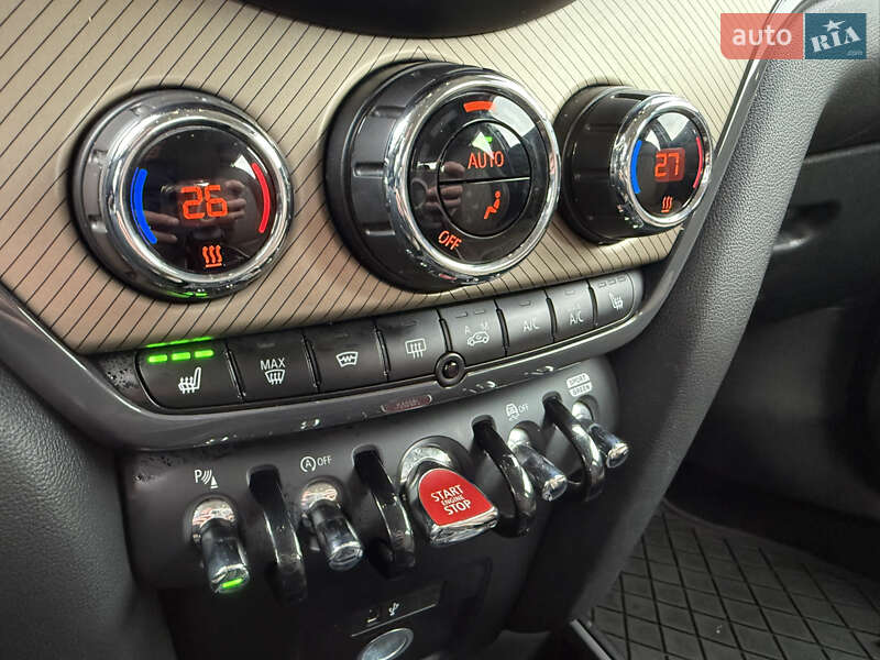 Хэтчбек MINI Countryman 2019 в Киеве