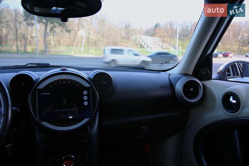Позашляховик / Кросовер MINI Countryman 2011 в Харкові