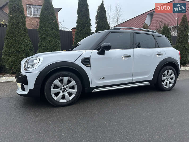 Хэтчбек MINI Countryman 2018 в Киеве фото 39 Хэтчбек MINI Countryman 2018 в Киеве
