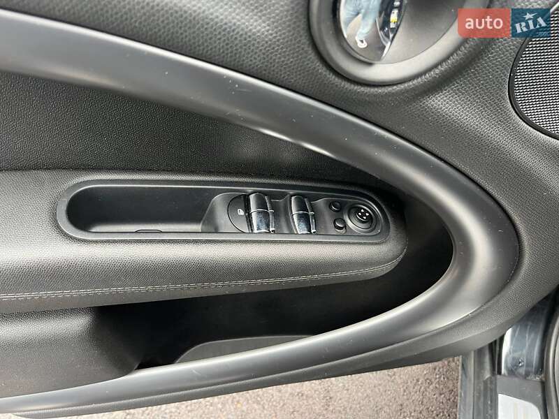 Внедорожник / Кроссовер MINI Countryman 2012 в Киеве фото 13 Внедорожник / Кроссовер MINI Countryman 2012 в Киеве