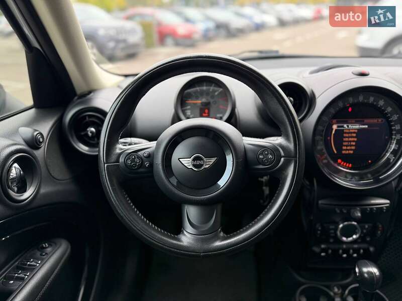 Позашляховик / Кросовер MINI Countryman 2015 в Києві фото 16 Позашляховик / Кросовер MINI Countryman 2015 в Києві