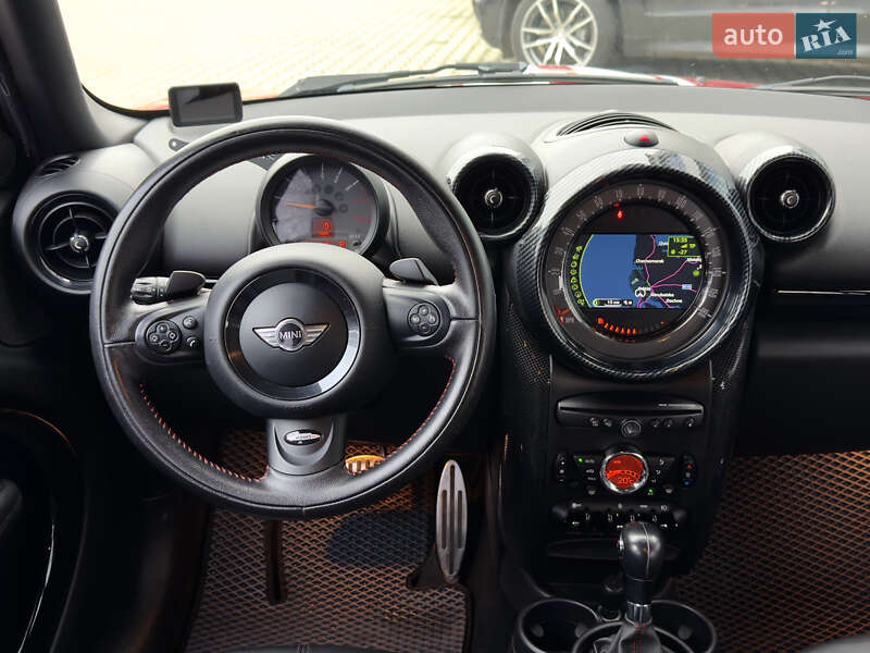 Внедорожник / Кроссовер MINI Countryman 2015 в Одессе фото 14 Внедорожник / Кроссовер MINI Countryman 2015 в Одессе