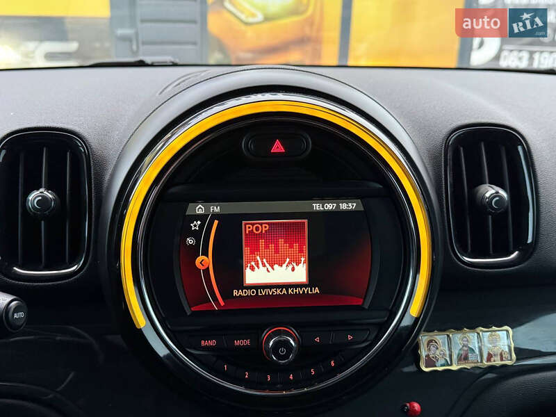 Хэтчбек MINI Countryman 2018 в Стрые фото 53 Хэтчбек MINI Countryman 2018 в Стрые