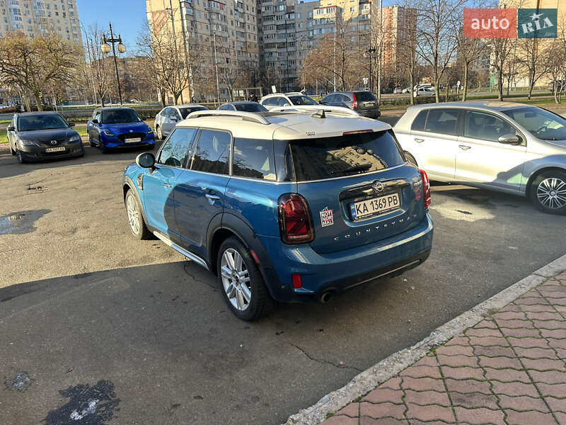 Хэтчбек MINI Countryman 2017 в Киеве