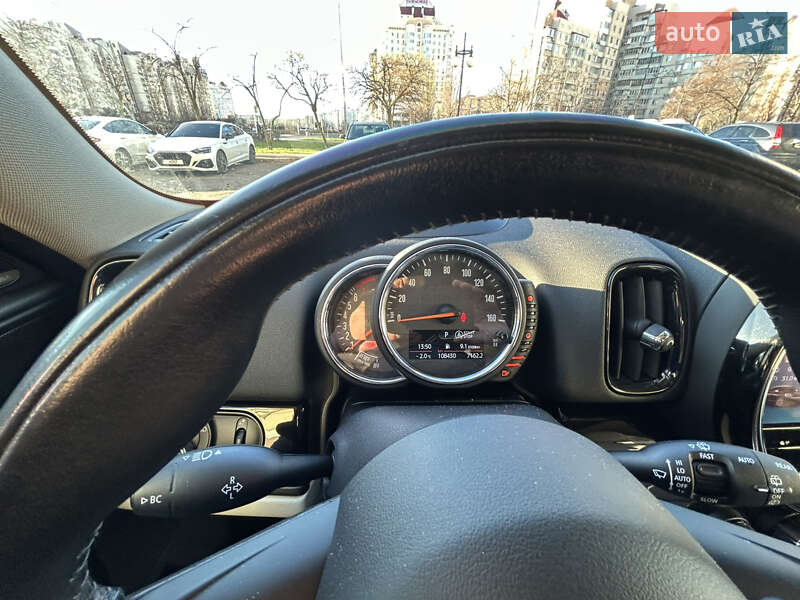 Хэтчбек MINI Countryman 2017 в Киеве