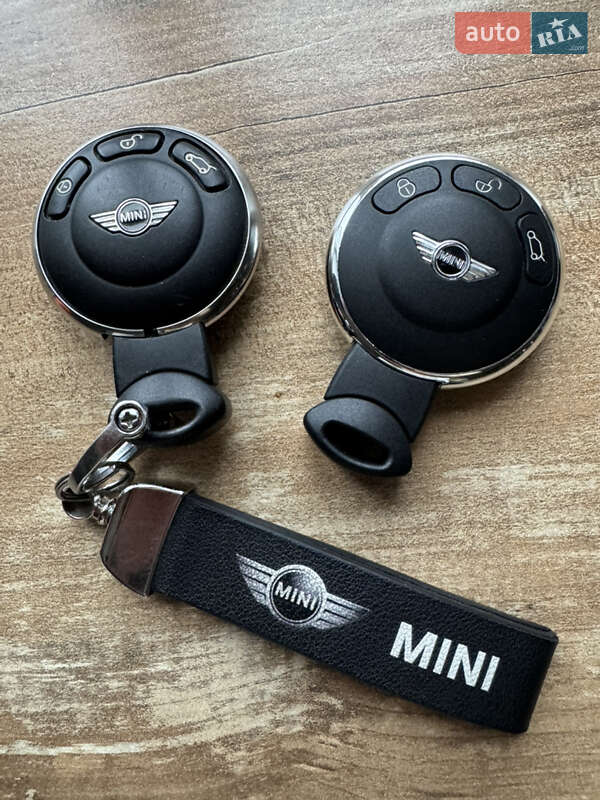 Позашляховик / Кросовер MINI Countryman 2014 в Чернігові фото 36 Позашляховик / Кросовер MINI Countryman 2014 в Чернігові