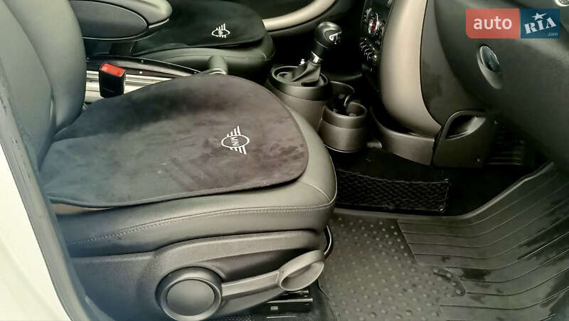 Внедорожник / Кроссовер MINI Countryman 2016 в Днепре фото 21 Внедорожник / Кроссовер MINI Countryman 2016 в Днепре