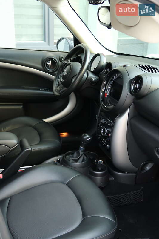 Внедорожник / Кроссовер MINI Countryman 2014 в Ровно