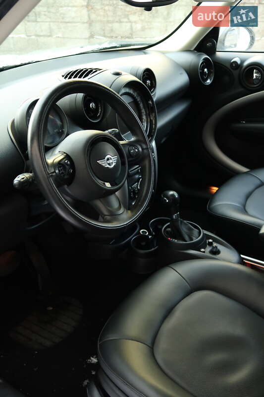 Внедорожник / Кроссовер MINI Countryman 2014 в Ровно