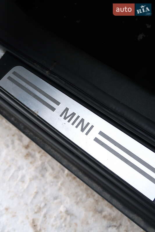 Внедорожник / Кроссовер MINI Countryman 2014 в Ровно