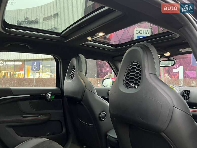 Хэтчбек MINI Countryman 2019 в Киеве