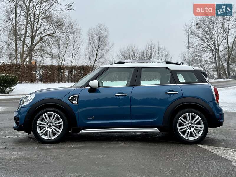 Хэтчбек MINI Countryman 2019 в Киеве фото 9 Хэтчбек MINI Countryman 2019 в Киеве