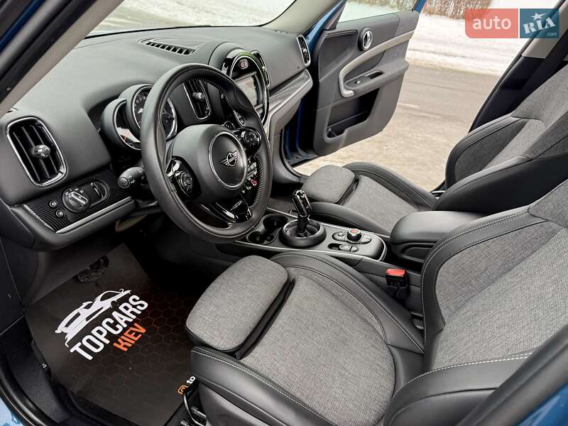 Хэтчбек MINI Countryman 2019 в Киеве фото 62 Хэтчбек MINI Countryman 2019 в Киеве
