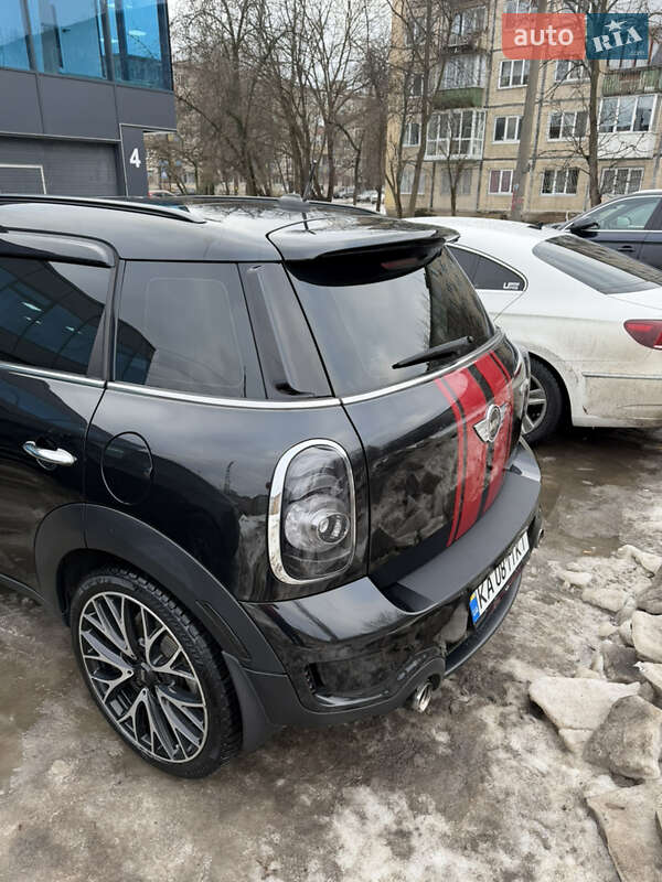 Внедорожник / Кроссовер MINI Countryman 2015 в Киеве