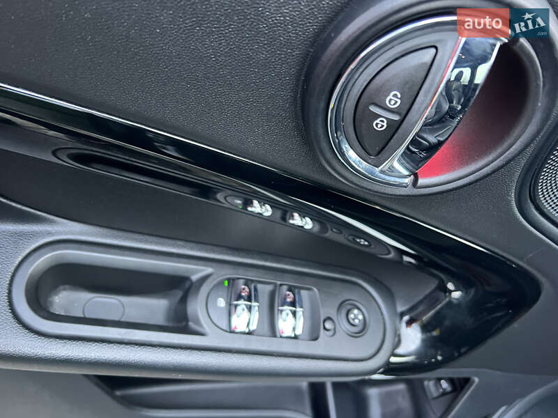 Хэтчбек MINI Countryman 2018 в Луцке фото 13 Хэтчбек MINI Countryman 2018 в Луцке