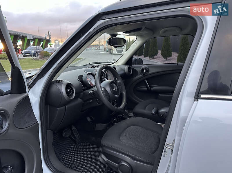 Внедорожник / Кроссовер MINI Countryman 2012 в Тернополе фото 9 Внедорожник / Кроссовер MINI Countryman 2012 в Тернополе