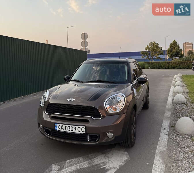 Внедорожник / Кроссовер MINI Countryman 2014 в Киеве