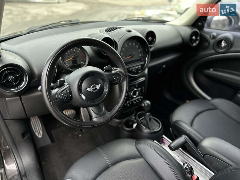 Внедорожник / Кроссовер MINI Countryman 2016 в Полтаве фото 17 Внедорожник / Кроссовер MINI Countryman 2016 в Полтаве