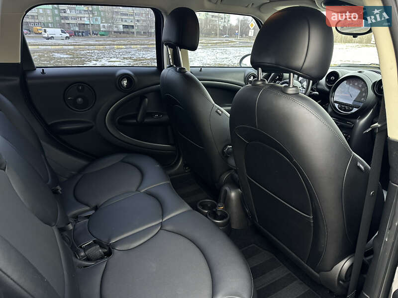 Внедорожник / Кроссовер MINI Countryman 2016 в Полтаве фото 20 Внедорожник / Кроссовер MINI Countryman 2016 в Полтаве