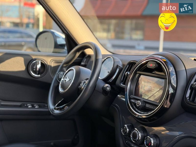 Хэтчбек MINI Countryman 2019 в Кривом Роге фото 18 Хэтчбек MINI Countryman 2019 в Кривом Роге