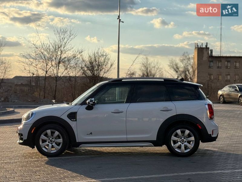 Хэтчбек MINI Countryman 2019 в Кривом Роге фото 7 Хэтчбек MINI Countryman 2019 в Кривом Роге