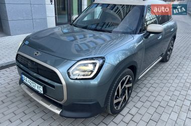 Внедорожник / Кроссовер MINI Countryman 2024 в Киеве