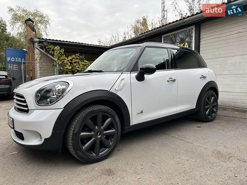 Внедорожник / Кроссовер MINI Countryman 2014 в Гайсине