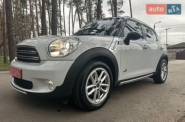Внедорожник / Кроссовер MINI Countryman 2015 в Киеве