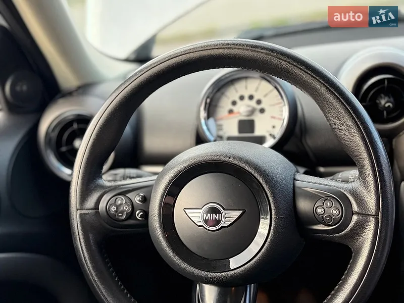 MINI Countryman 2010 VIN WMWZB3C50BWH95030 фото оголошення 35 з 68