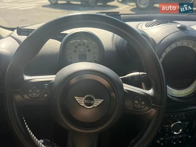 MINI Countryman 2014 VIN WMWZB3C5XEWR41063 фото оголошення 5 з 43