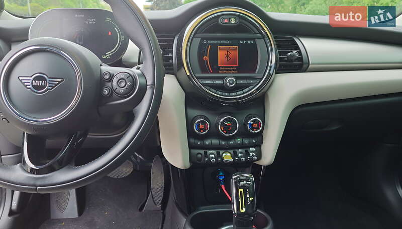 Хетчбек MINI Electric 2020 в Києві